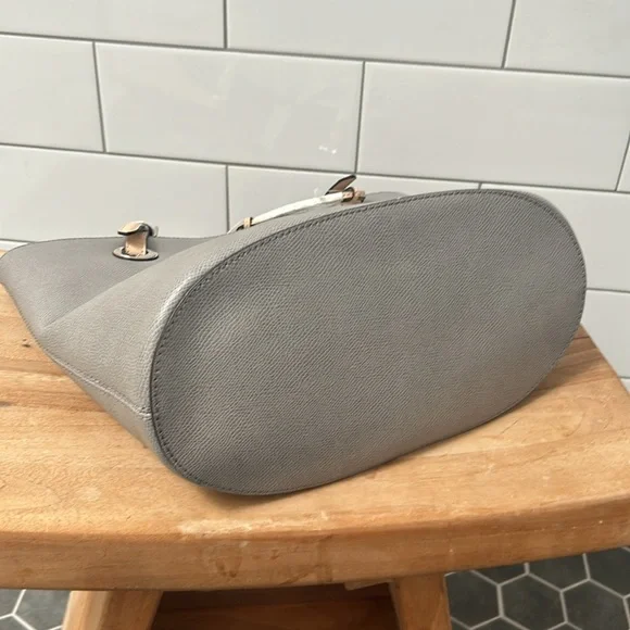 NWT $348 Michael Kors Jet Set Leather Tote - Picture 5 of 5